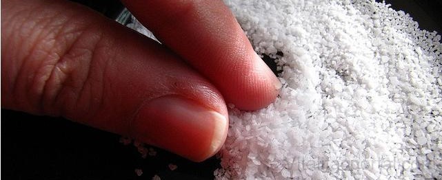 Vigyázat! Ne sózzuk túl az ételeinket! Ha tehetjük tengeri sót használjunk.