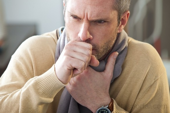 Az asztmás roham egyik előjele a krónikus köhögés.